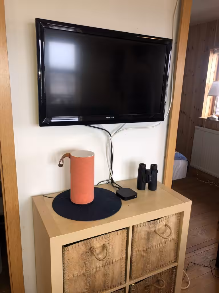 TV and Bluetooth soundbar